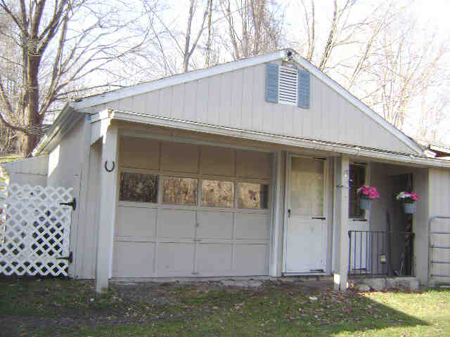 Building photograph for 323 WALKER BROOK RD
